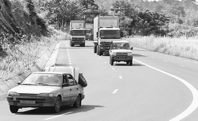 搭中國快車，促非洲發(fā)展